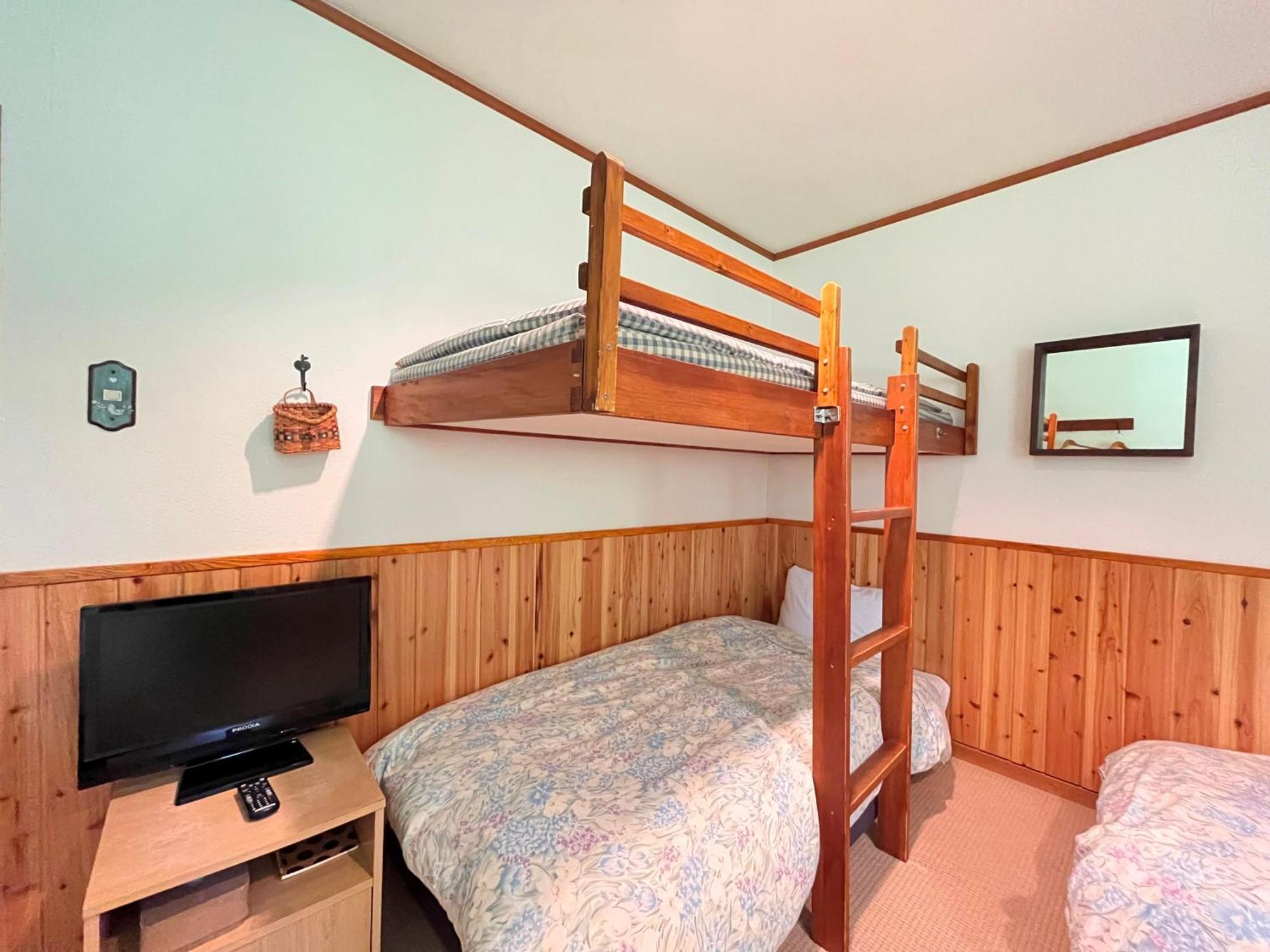 Pension Alps Hakuba Exterior photo